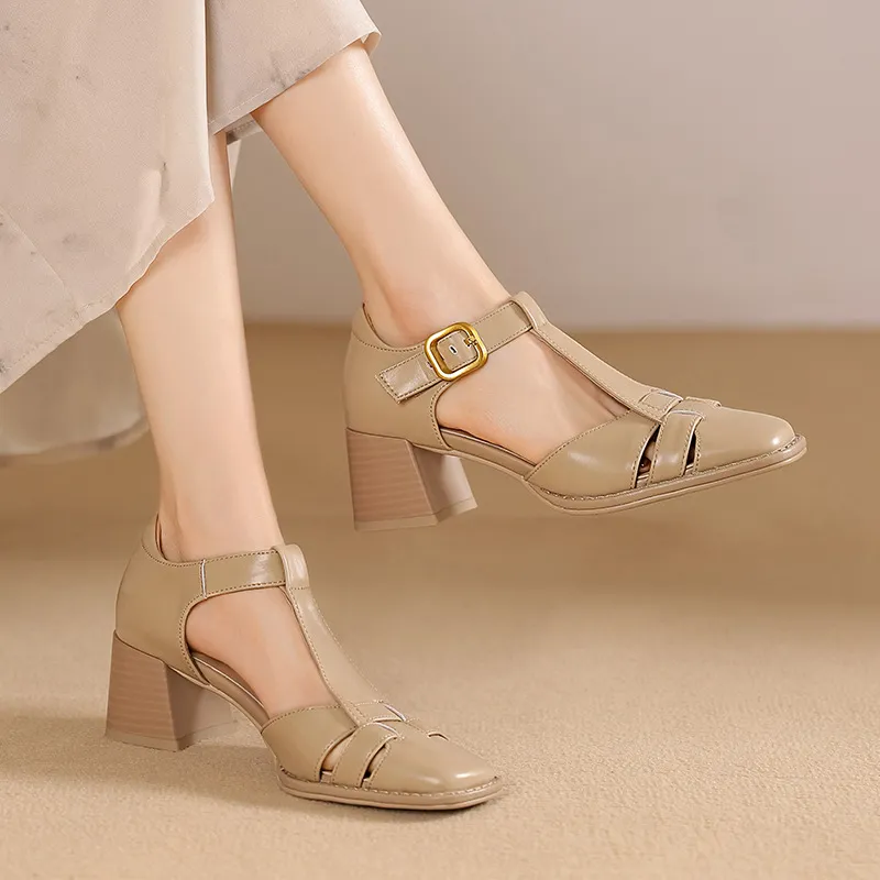 Comfortable and stylish summer chunky heeled high heels, genuine leather, square toe, French retro style, closed toe Roman sandals