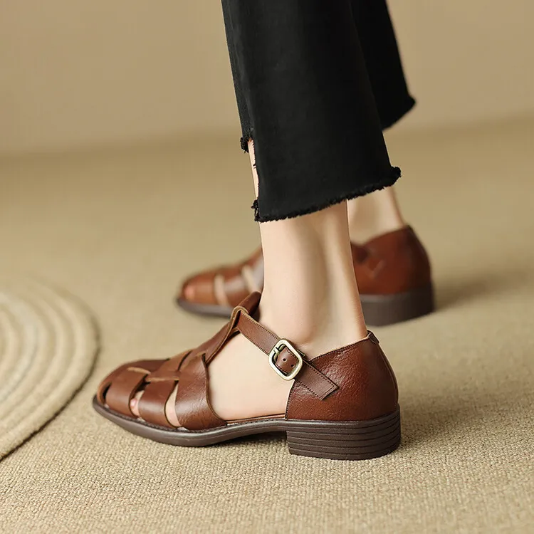 Women's Brown Woven Hollow-Out Flat Roman Sandals in Top-Grain Leather (4-20h)