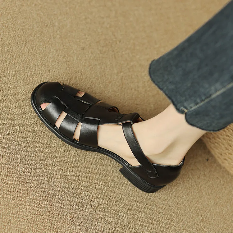 Women's Brown Woven Hollow-Out Flat Roman Sandals in Top-Grain Leather (4-20h)