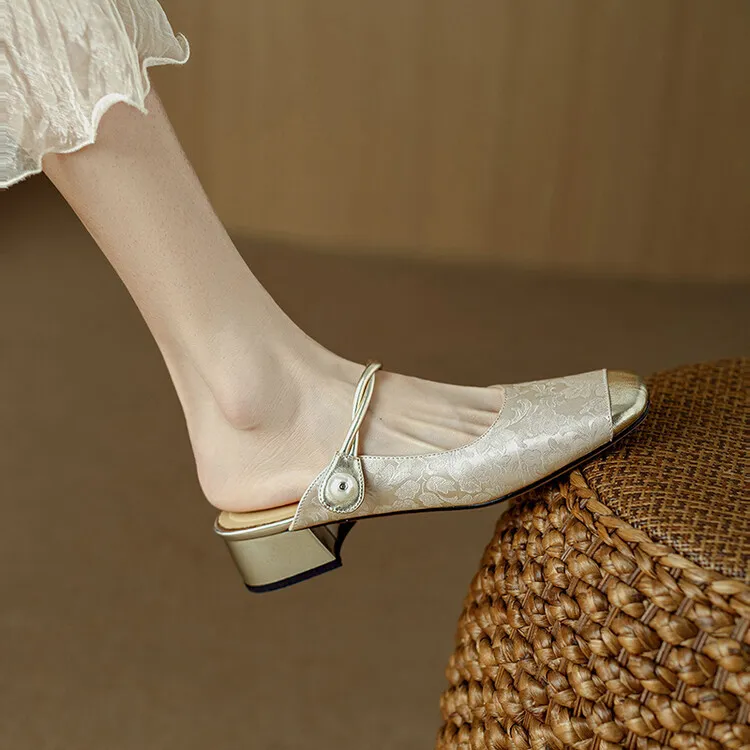 Summer women's slippers with a traditional Chinese style, featuring a hidden heel, one strap, and pearl color blocking.