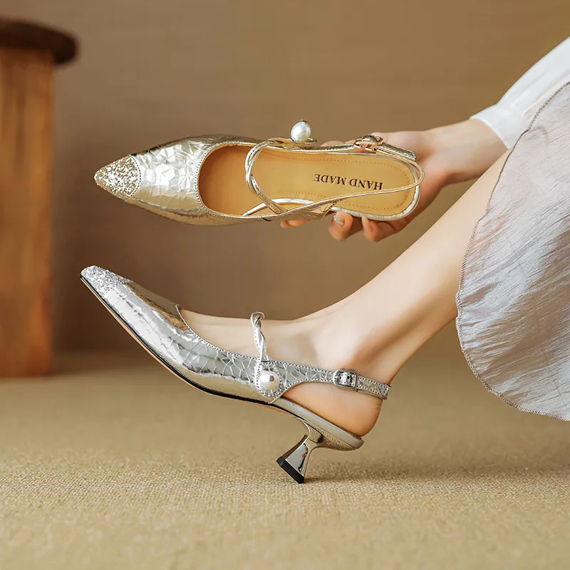 Mary Jane shoes, gold and silver fashion sandals, spring/summer pointed toe, 5cm single strap, pointed toe, kitten heel.