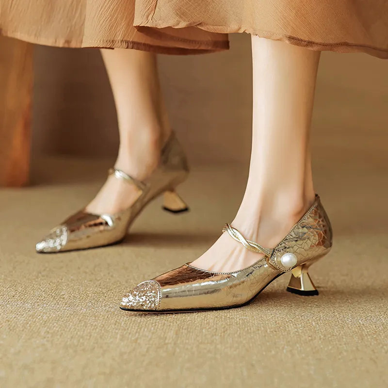 Mary Jane shoes, gold and silver fashion sandals, spring/summer pointed toe, 5cm single strap, pointed toe, kitten heel.