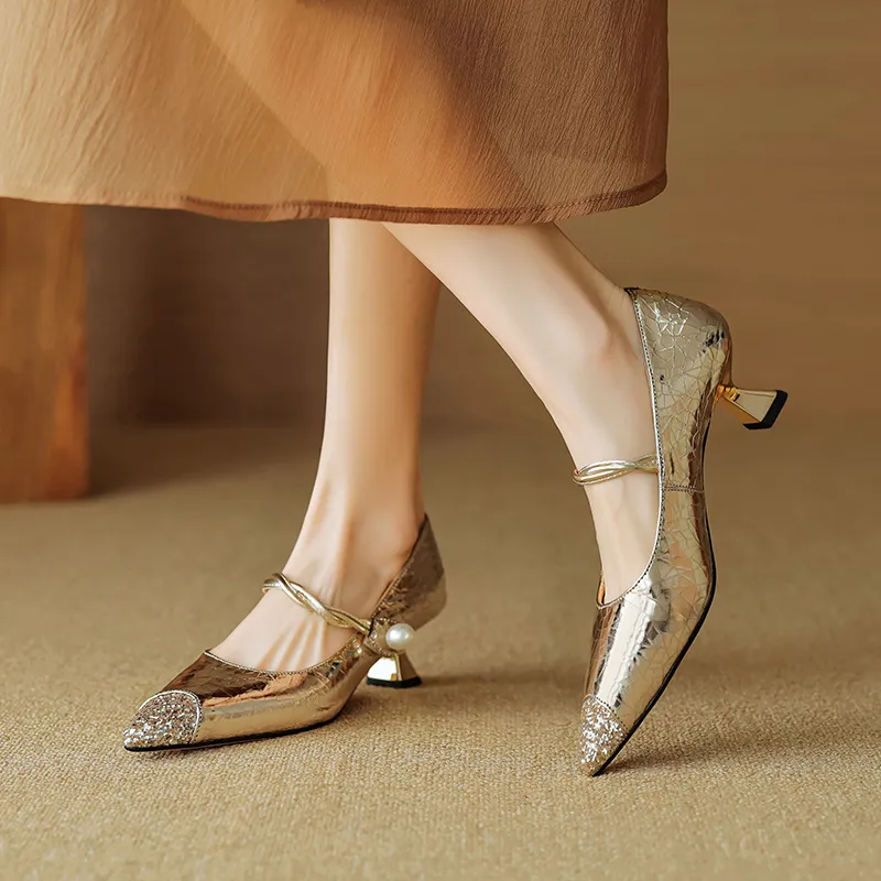 Mary Jane shoes, gold and silver fashion sandals, spring/summer pointed toe, 5cm single strap, pointed toe, kitten heel.