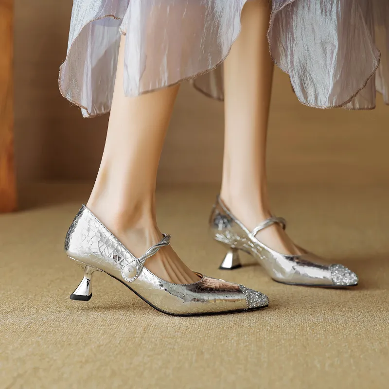 Mary Jane shoes, gold and silver fashion sandals, spring/summer pointed toe, 5cm single strap, pointed toe, kitten heel.