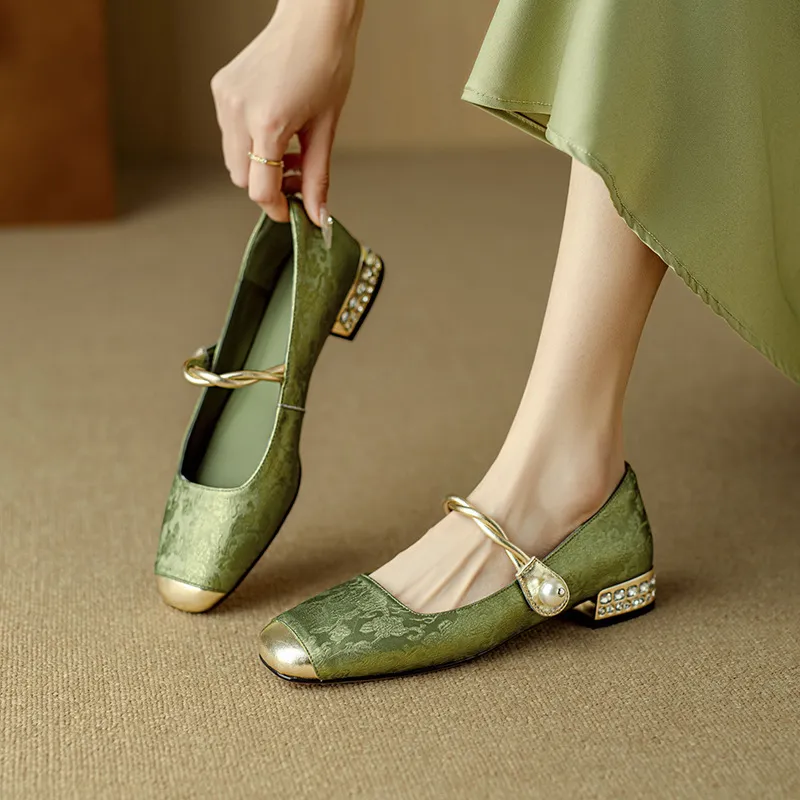Apricot and green Mary Jane low-cut color-blocked embroidered spring and autumn style Chinese style cheongsam square toe satin women's shoes