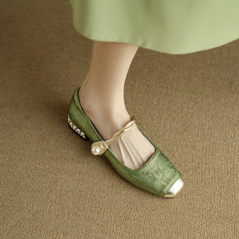 Apricot and green Mary Jane low-cut color-blocked embroidered spring and autumn style Chinese style cheongsam square toe satin women's shoes