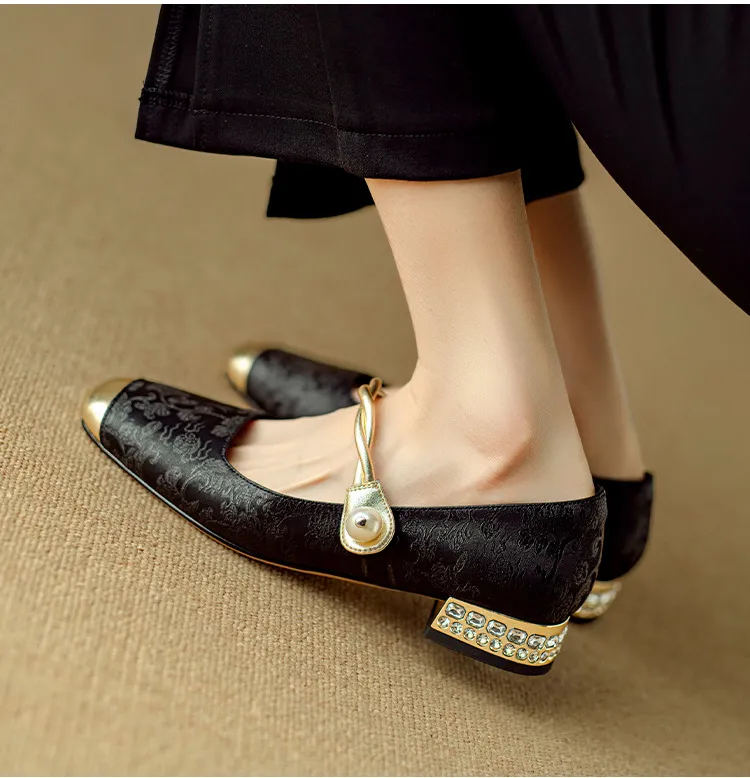Apricot and green Mary Jane low-cut color-blocked embroidered spring and autumn style Chinese style cheongsam square toe satin women's shoes