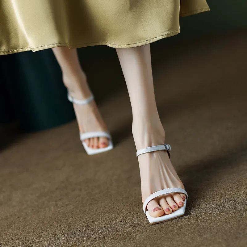 Summer patent leather slippers AL-365SW: stylish and simple square toe open-toe stiletto heel high-heeled buckle sandals