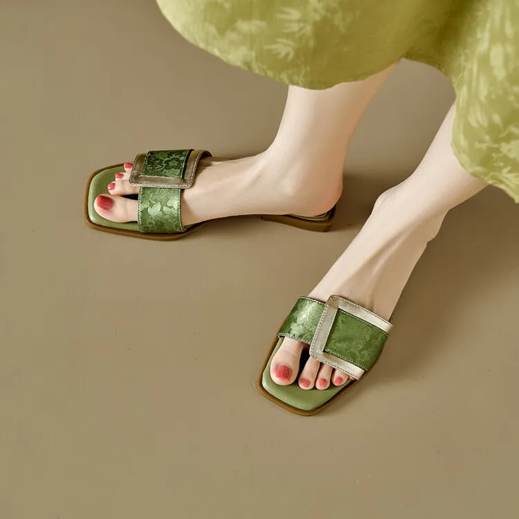Low-heeled square buckle slip-on sandals for summer, trendy open-toe flat sandals for women, 5-10 hours.