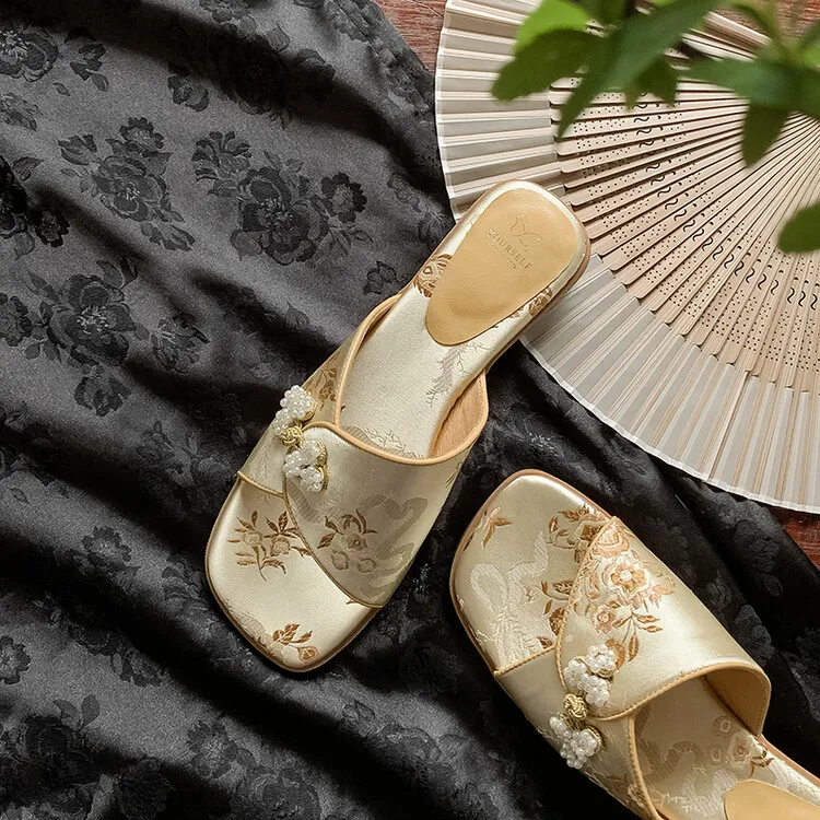New Chinese style open-toe slip-on women's shoes with satin upper, perfect for summer wear, 5-10g