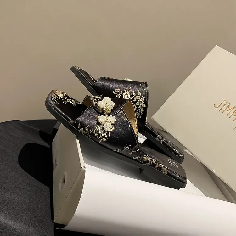 New Chinese style open-toe slip-on women's shoes with satin upper, perfect for summer wear, 5-10g