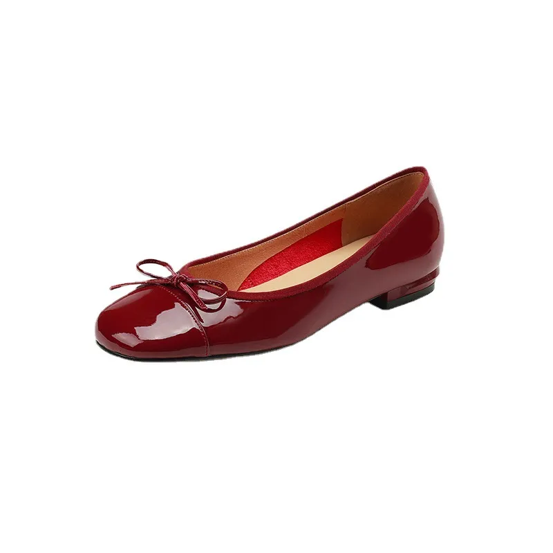 Spring and Autumn Square Toe Low Mouth Solid Color Bow Single Shoes 33-42 Plus Size Red Patent Leather Granny Shoes