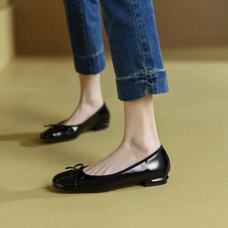 Spring and Autumn Square Toe Low Mouth Solid Color Bow Single Shoes 33-42 Plus Size Red Patent Leather Granny Shoes
