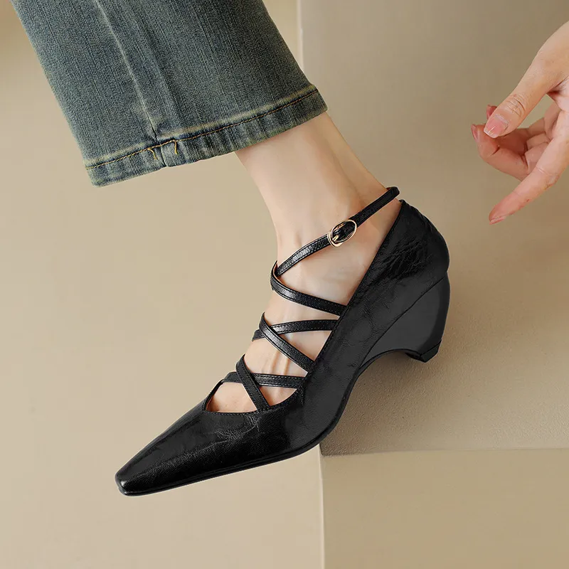 Autumn square-toe cross strap buckle single shoes, French retro hand-scratched sheepskin Mary Jane kitten heel women's shoes