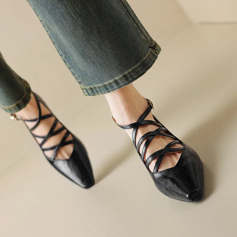 Autumn square-toe cross strap buckle single shoes, French retro hand-scratched sheepskin Mary Jane kitten heel women's shoes