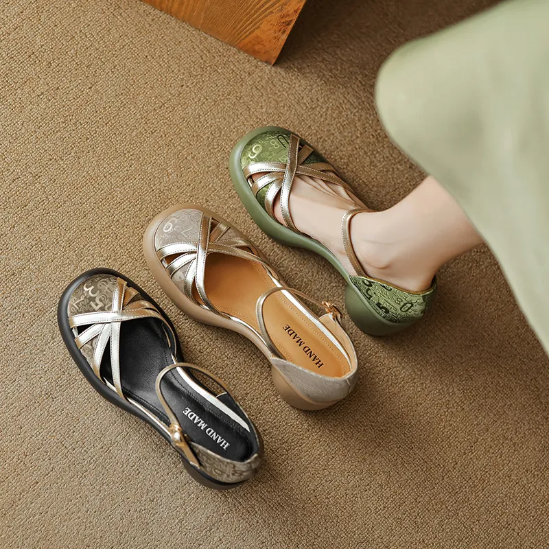 Summer round-toe high-heeled hollow women's shoes, fashionable high-heeled platform retro closed-toe pig cage hollow sandals