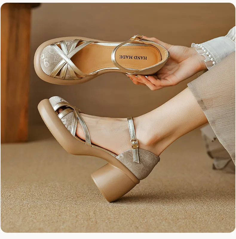 Summer round-toe high-heeled hollow women's shoes, fashionable high-heeled platform retro closed-toe pig cage hollow sandals