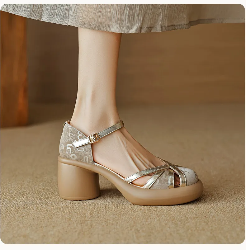 Summer round-toe high-heeled hollow women's shoes, fashionable high-heeled platform retro closed-toe pig cage hollow sandals