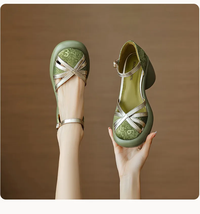 Summer round-toe high-heeled hollow women's shoes, fashionable high-heeled platform retro closed-toe pig cage hollow sandals