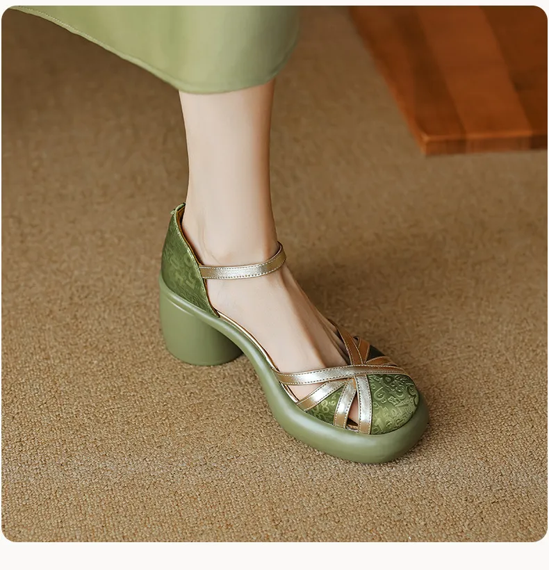 Summer round-toe high-heeled hollow women's shoes, fashionable high-heeled platform retro closed-toe pig cage hollow sandals