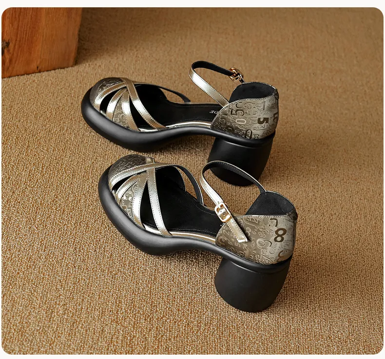 Summer round-toe high-heeled hollow women's shoes, fashionable high-heeled platform retro closed-toe pig cage hollow sandals