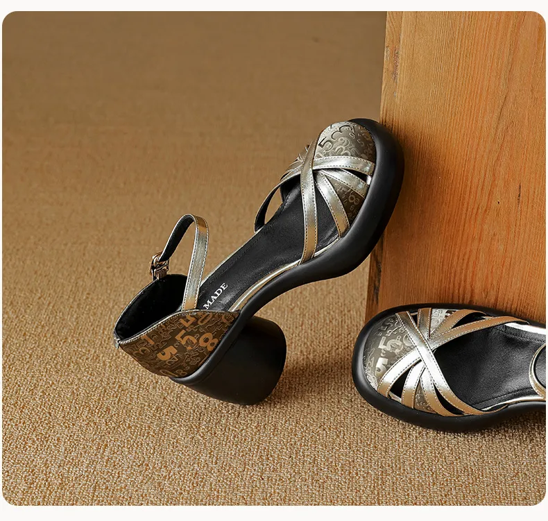 Summer round-toe high-heeled hollow women's shoes, fashionable high-heeled platform retro closed-toe pig cage hollow sandals