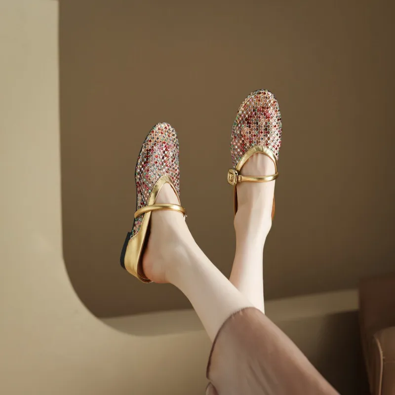 Summer slippers, mesh and rhinestone design, light luxury niche French style women's shoes, fashionable outdoor retro sandals