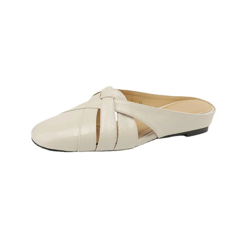 Summer handmade women's leather slippers, low heel, Korean style, round toe, closed toe, half slippers, suitable for wearing outside.