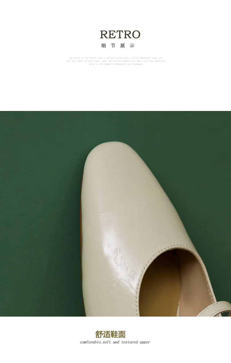Gold and silver Mary Jane leather flats with a chunky low heel, square toe, and double buckle, perfect for spring and autumn. Very soft.