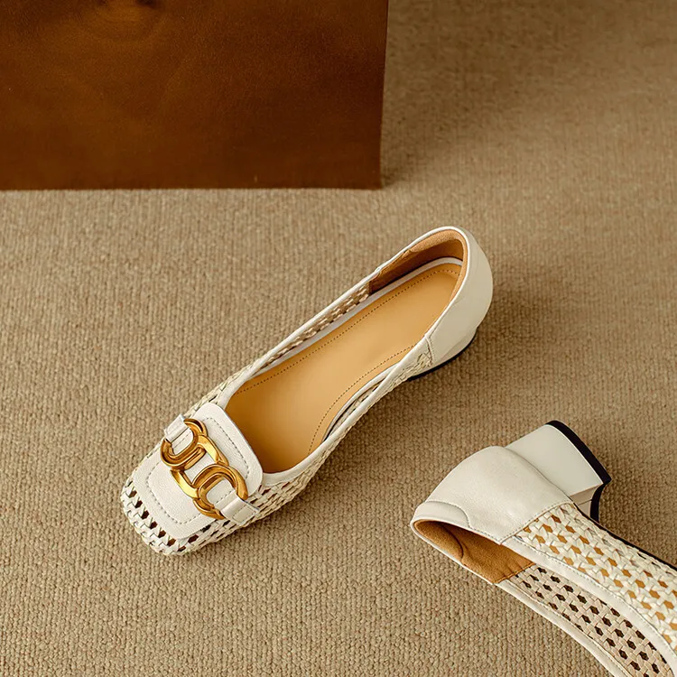 Summer breathable metal buckle hollow woven shallow mouth women's French cowhide fashion sandals 6-18b