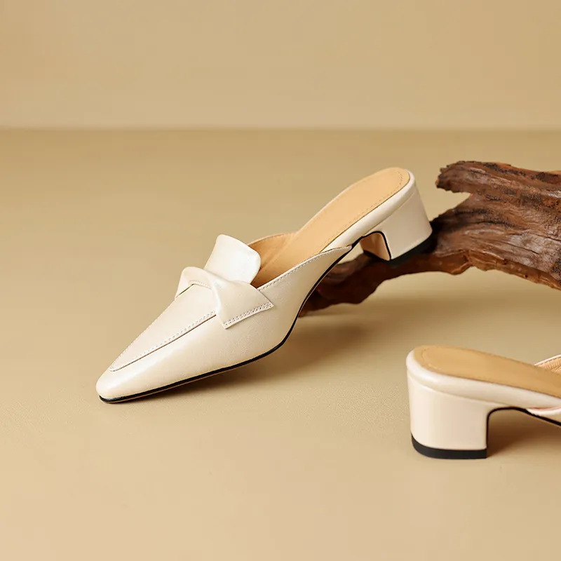 Sizes 34-39, 40, 41, 42, 43: Plus-size closed-toe backless sandals, chunky heel, mid-heel, pointed toe sandals.