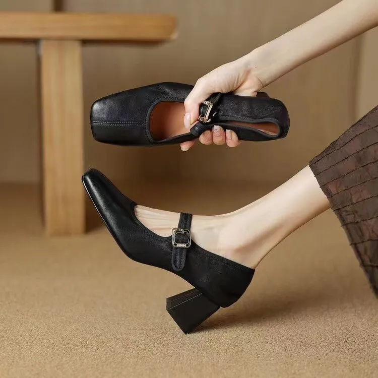 Autumn/Winter Square Toe Mary Jane Shoes with One Buckle, Black and Red Retro French Style Leather Shoes, Chunky Heel, 7-9F