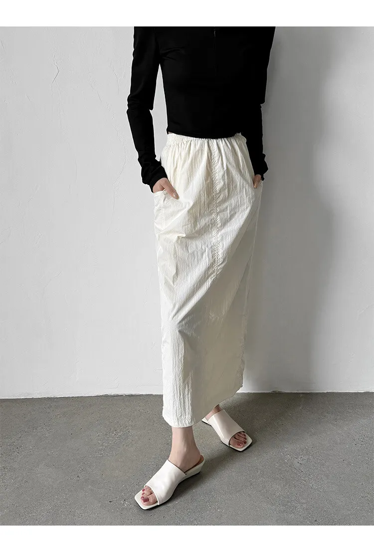 Soft, top-grain sheepskin, all-leather, summer sandals for women, square toe, simple and stylish wedge heel.