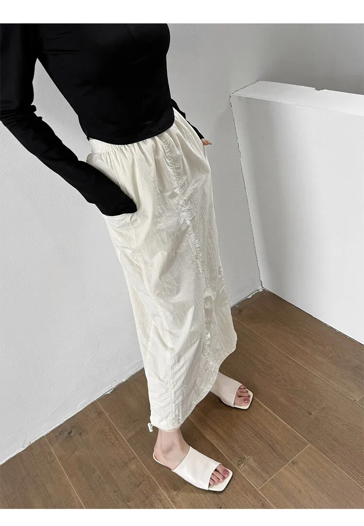 Soft, top-grain sheepskin, all-leather, summer sandals for women, square toe, simple and stylish wedge heel.