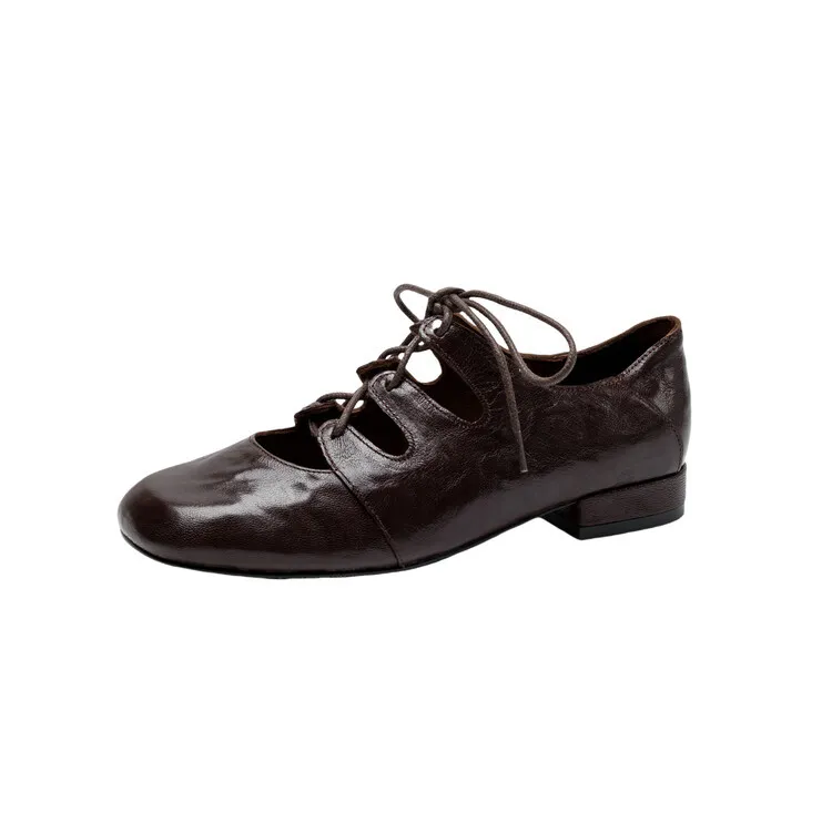 Square-toe, chunky heel, sheepskin, deep-cut, vintage handmade shoes, strappy Mary Jane shoes 7-22b
