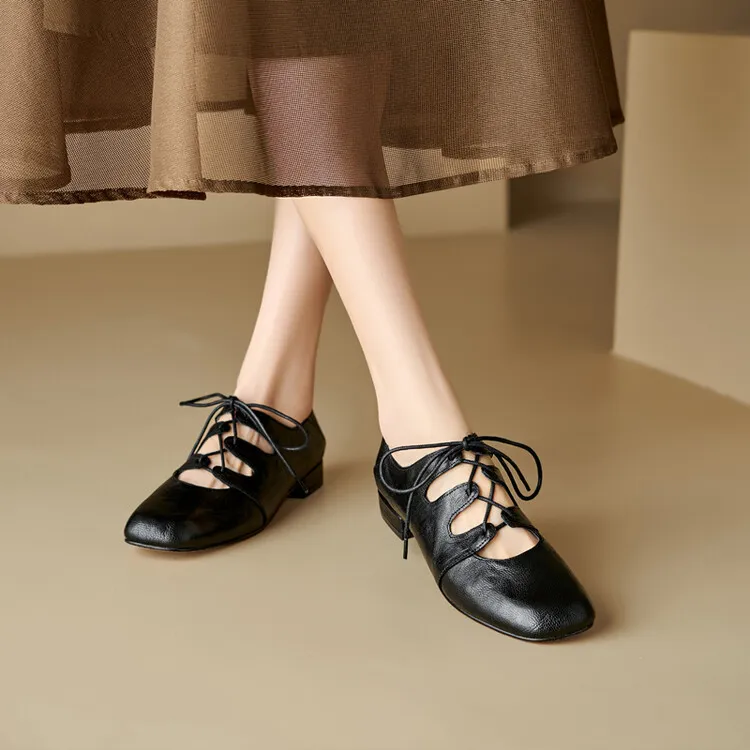 Square-toe, chunky heel, sheepskin, deep-cut, vintage handmade shoes, strappy Mary Jane shoes 7-22b