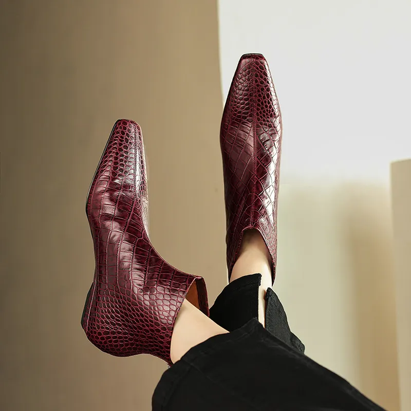 Autumn/Winter Square Toe Chunky Heel Low Heel Ankle Boots, Crocodile Pattern Cowhide, Back Zipper, Comfortable Fashion Women's Boots