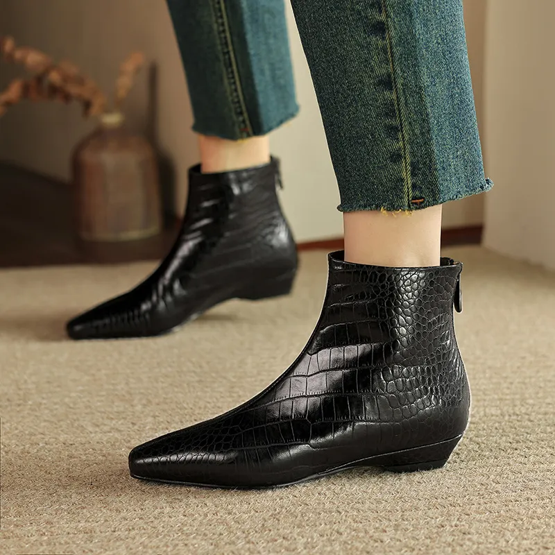 Autumn/Winter Square Toe Chunky Heel Low Heel Ankle Boots, Crocodile Pattern Cowhide, Back Zipper, Comfortable Fashion Women's Boots