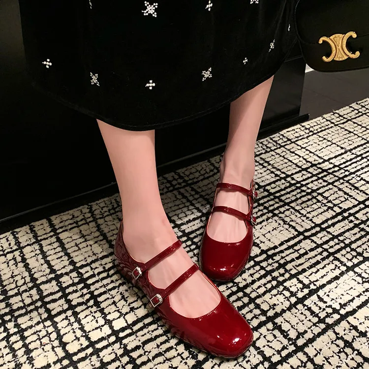 Spring and Autumn Round Toe Color Block Single Shoes Buckle Lambskin Patent Leather Silver Black Red Plus Size Fashion Women's Shoes 9-5h