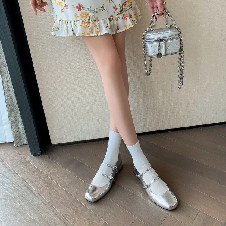 Spring and Autumn Round Toe Color Block Single Shoes Buckle Lambskin Patent Leather Silver Black Red Plus Size Fashion Women's Shoes 9-5h
