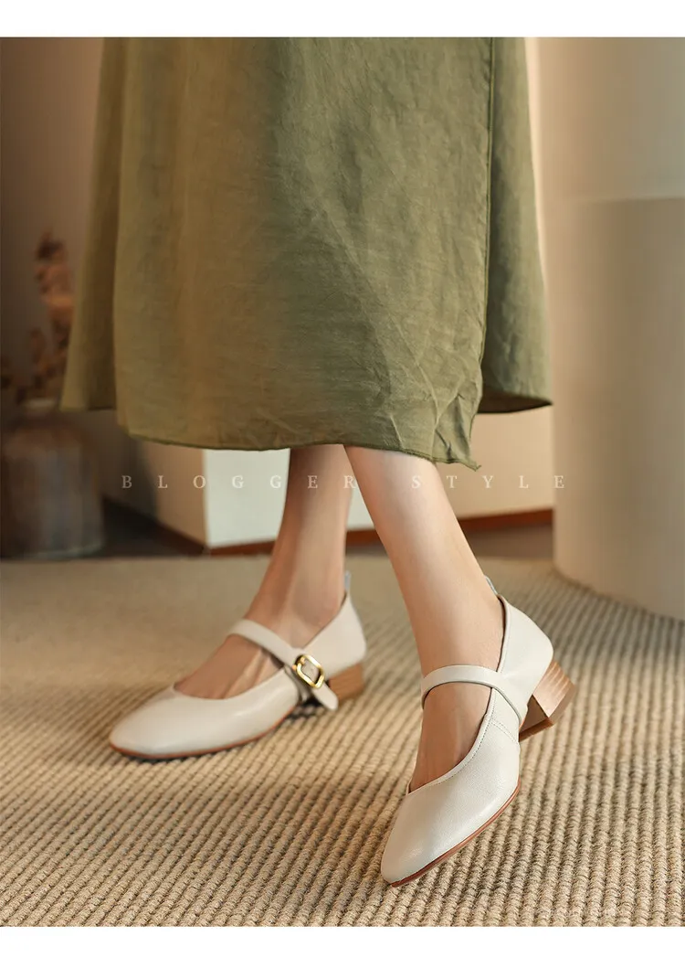 Fashionable women's shoes, autumn round toe, low-cut, chunky mid-heel, single strap, buckle, solid color, simple design. (9-5p)