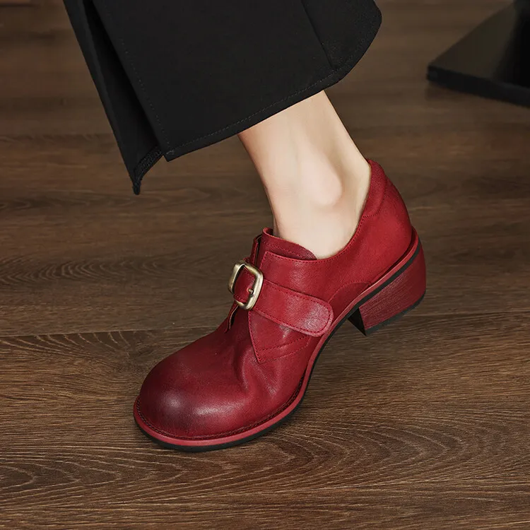 Fashionable and luxurious washed horse leather women's shoes, autumn and winter trendy round toe chunky heel belt buckle fashion shoes 10-4
