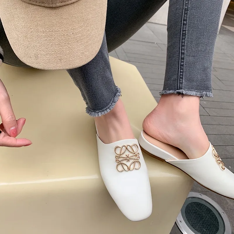 Spring/Summer Fashion Round Toe Leather Open Back Slippers Women's Shoes with Full Leather Lining and Outer Fit and Decorative Buckles