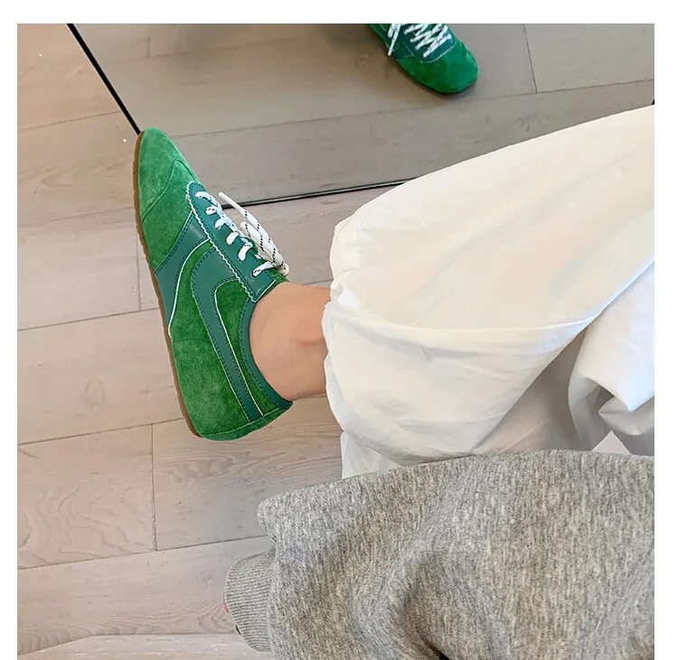 Agan shoes, women's popular retro green lace-up German training shoes, comfortable suede flat sneakers.