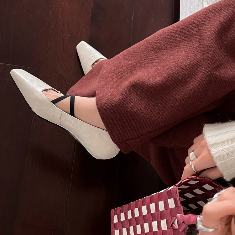 Fashionable Spring Square Toe Flat Low Heel Cross Strap Single Shoes Sheepskin Fashion Solid Color Women's Shoes 1-3p