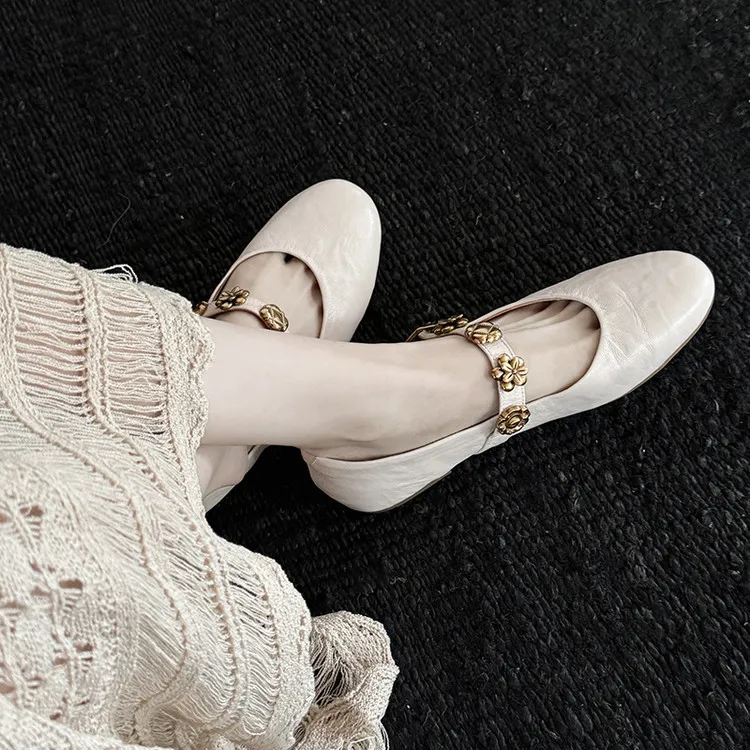 Spring round-toe, low-heeled, flat sheepskin Mary Jane shoes, women's shoes, size 22-4a