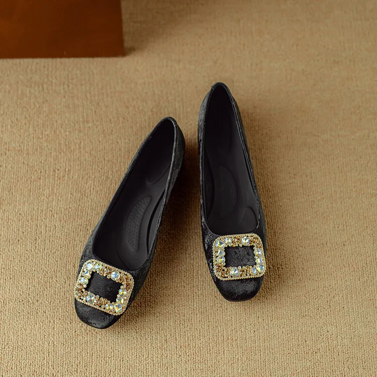 Four-color cowhide fashion women's shoes with rhinestone square buckle, spring square toe, chunky heel, low heel, and shallow mouth, single shoes, 2-4j.
