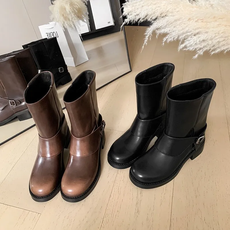 Autumn/Winter Short Leather Thick-Soled British Style Women's Boots with Straight Shaft, Round Toe, Chunky Heel, and Belt Buckle