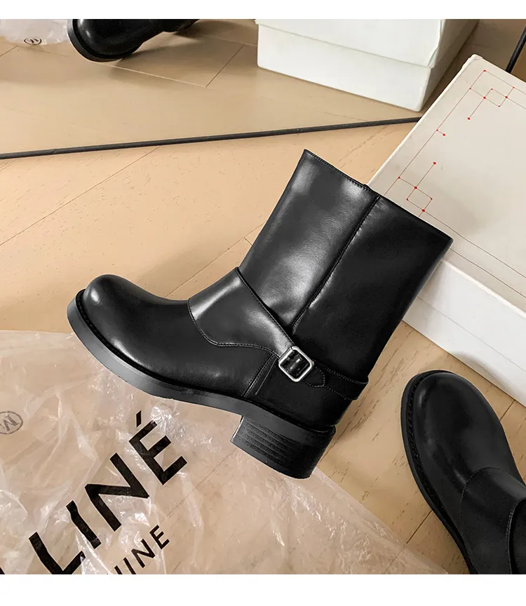 Autumn/Winter Short Leather Thick-Soled British Style Women's Boots with Straight Shaft, Round Toe, Chunky Heel, and Belt Buckle
