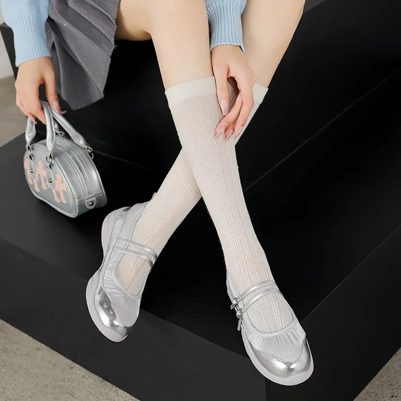 Comfortable sporty platform double-breasted Mary Jane shoes for spring and autumn, low-heeled, flat, round-toe, black and silver genuine leather.